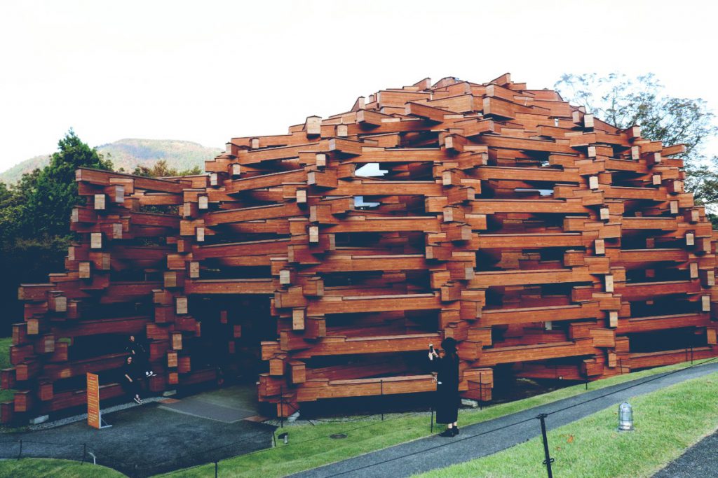 箱根彫刻の森美術館のネットの森