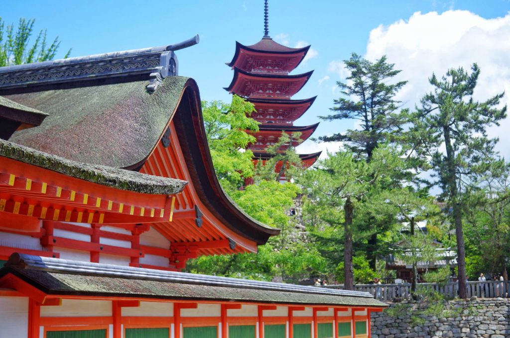 厳島神社は世界遺産に登録されています