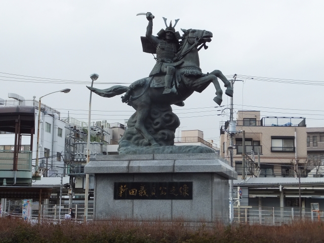 徳川家康は征夷大将軍になるために新田氏の一門であると主張しました
