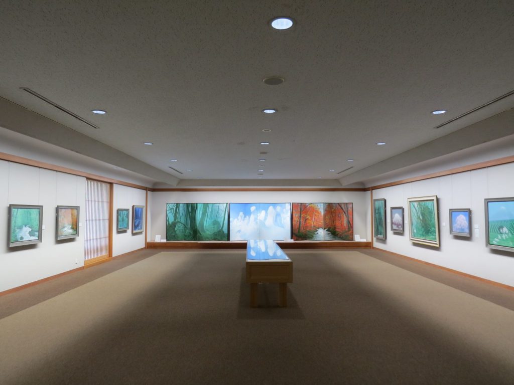 成川美術館展示の様子