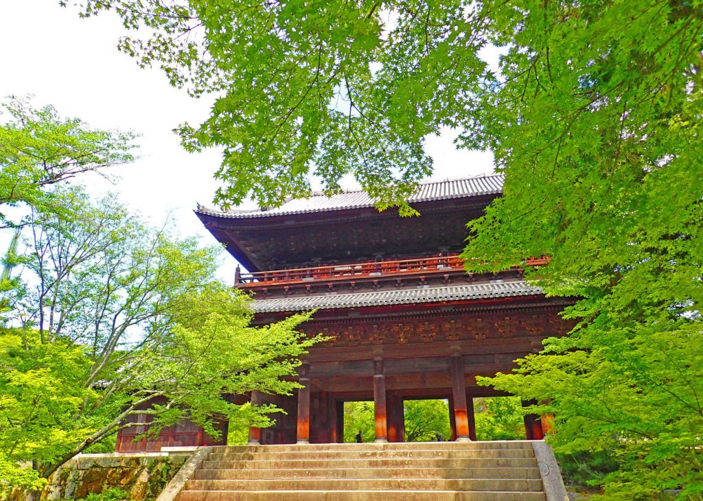 南禅寺は日本最初の勅願禅寺です