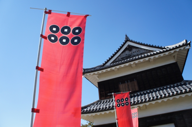 地獄の渡し銭を家紋にしたのは信之の祖父幸隆です