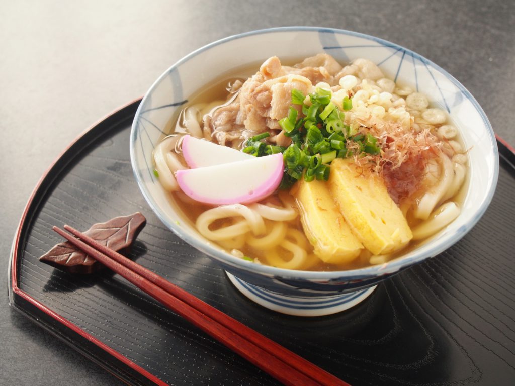 本場香川の名店で讃岐うどんを堪能♪今日からあなたもうどんツウ │ Guidoor Media | ガイドアメディア