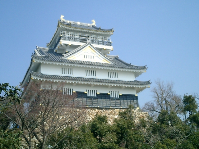 岐阜城はもともと稲葉山城などと呼ばれ、岐阜城に改名されたのち織田信長の天下統一事業の拠点となります