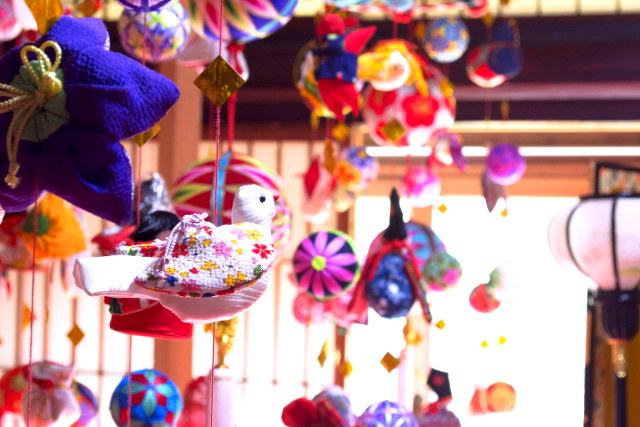 柳川さげもん 可愛いらしい吊るし雛で祝う福岡県柳川市伝統のひな祭り – Guidoor Media | ガイドアメディア