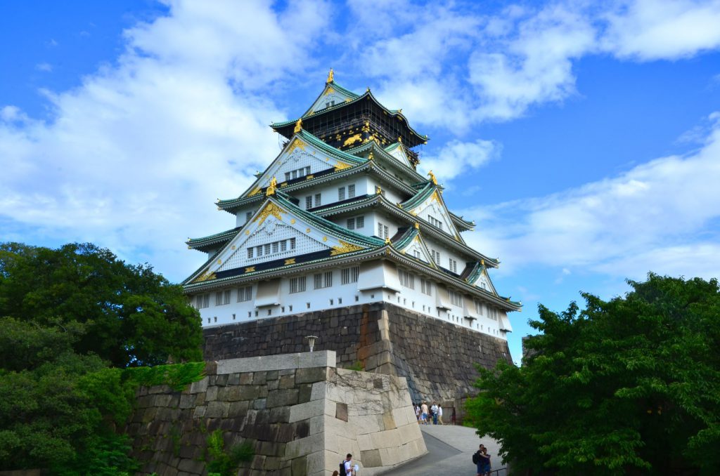 大坂城は難攻不落の石山本願寺の跡地に築かれました