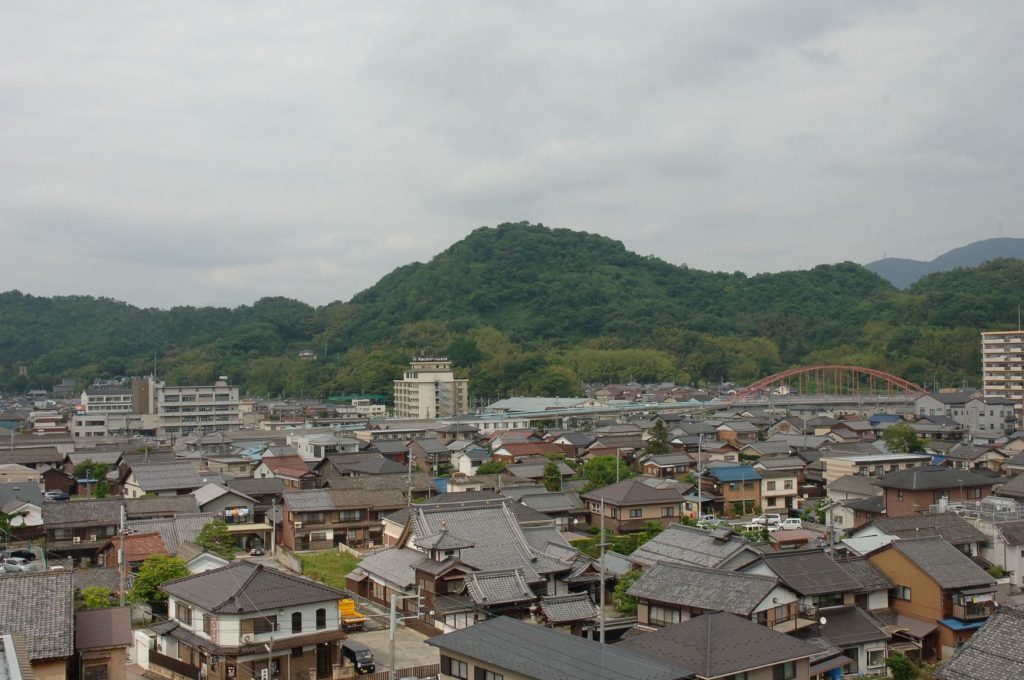 佐和山城は関ヶ原後に破壊されましたが、その遺構は彦根城に使われています