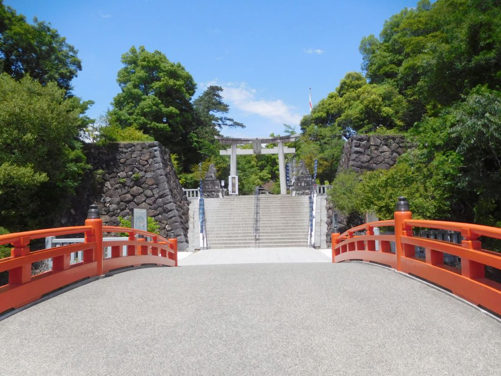 武田神社