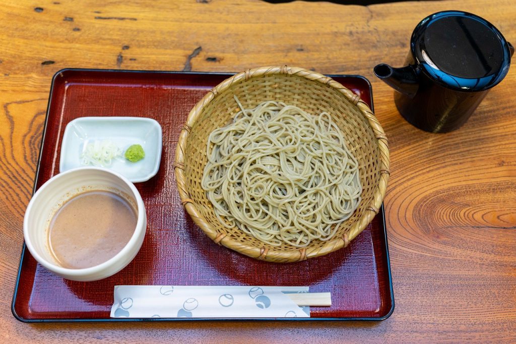 深大寺そば「一休庵」の「十割 胡桃だれそば」