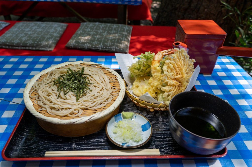 深大寺そば「深山茶屋」の天ざるそば