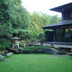 「深大寺 水神苑」と優雅な日本庭園