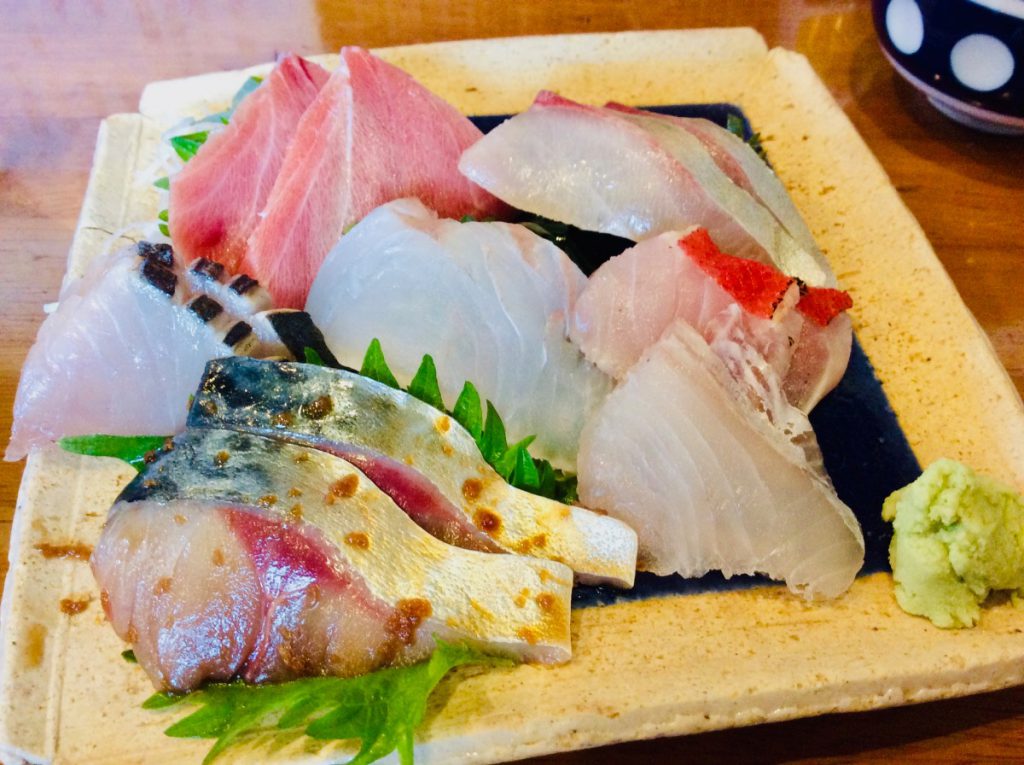 横須賀の「鴨鶴」の新鮮な魚介類を使ったお刺身