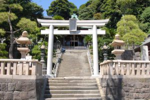 横須賀市西浦賀にある「西叶神社」の鳥居と境内