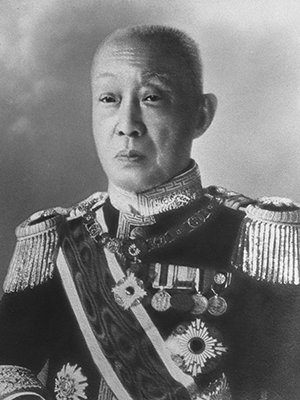 日本の第12代、第14代の内閣総理大臣「西園寺公望」のモノクロ顔写真。