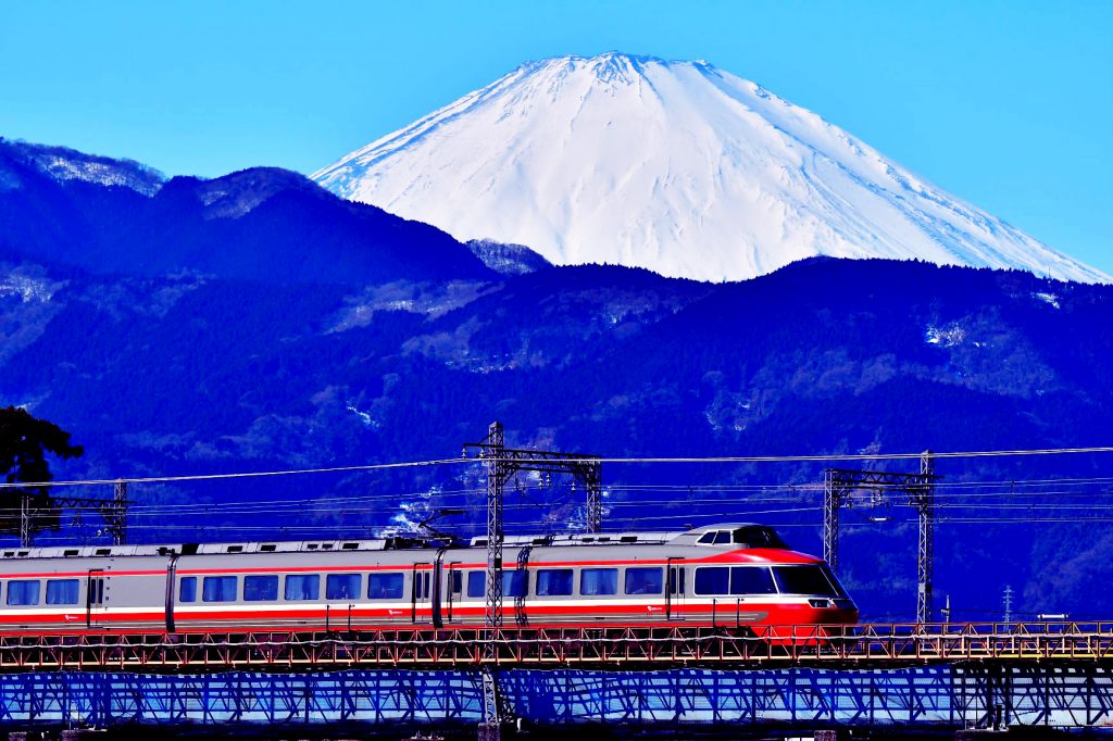 富士山とロマンスカー。