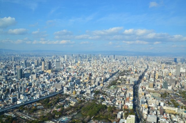 大阪あべのハルカスからの眺望。