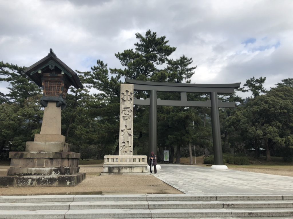 出雲大社の堂々とした様子。