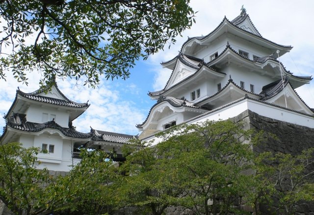 伊賀上野城現代の様子。