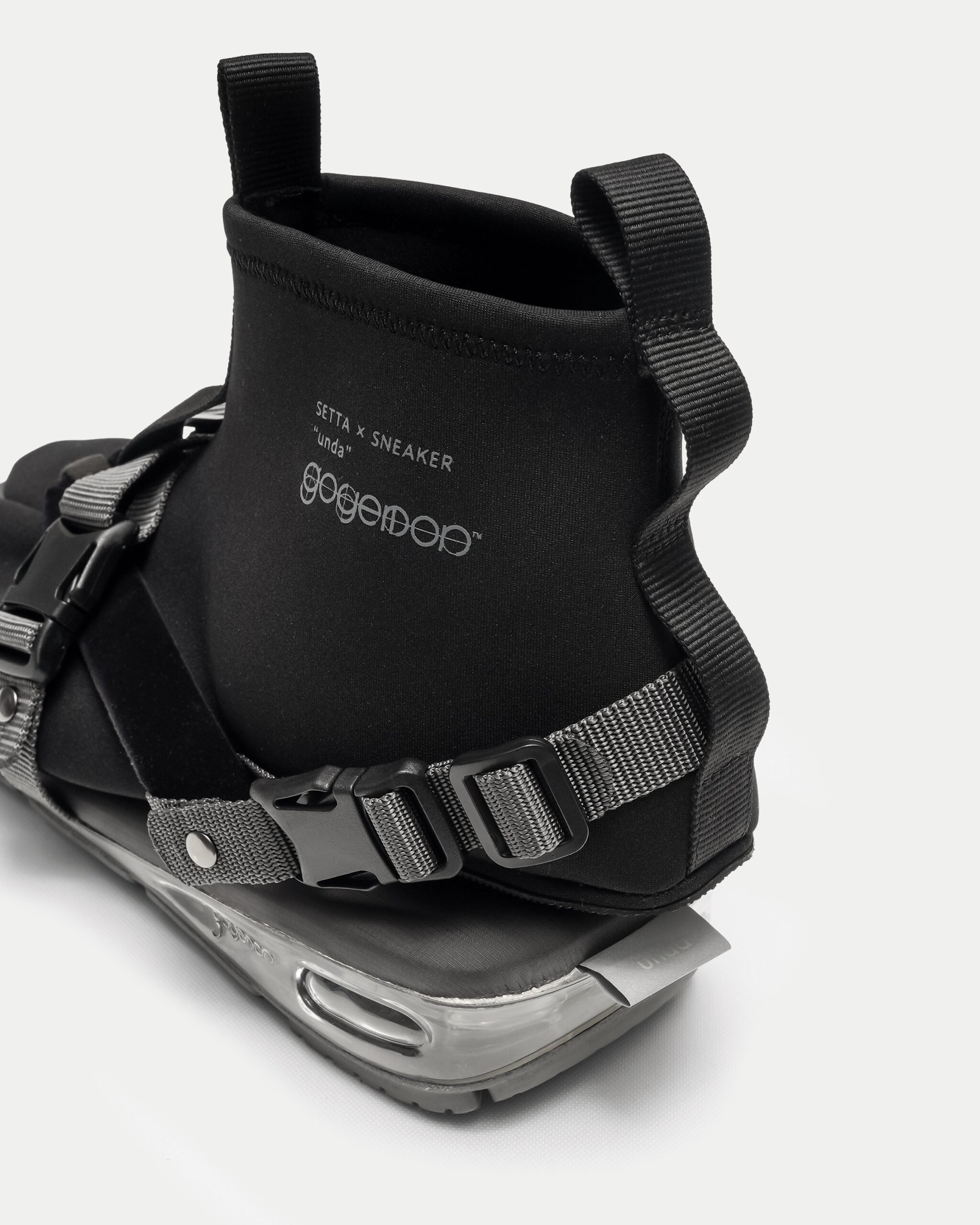 雪駄とスニーカーの融合が進化する — goyemonの「unda-雲駄」最新