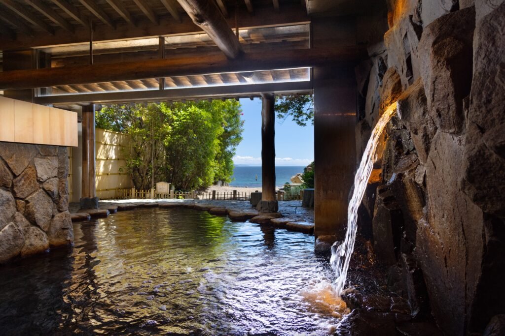 アオアヲ ナルト リゾートの露天風呂