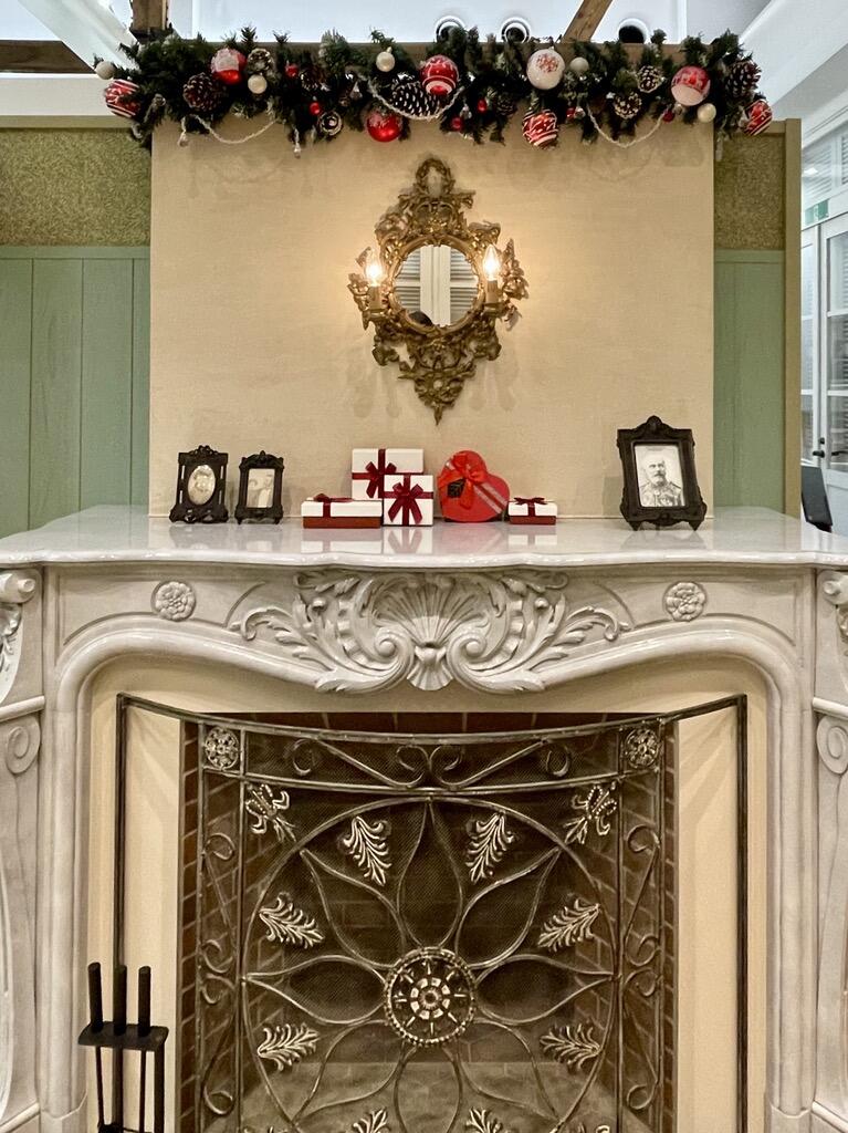 Photo of a christmas decorated fireplace in Yokosuka Modern Heritage Museum Thibaudier Mansion.